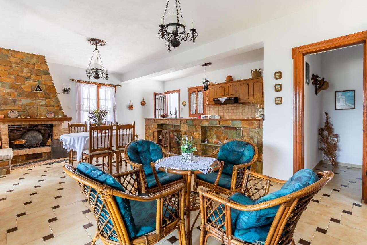סקופלוס טאון Ourania Apartment מראה חיצוני תמונה